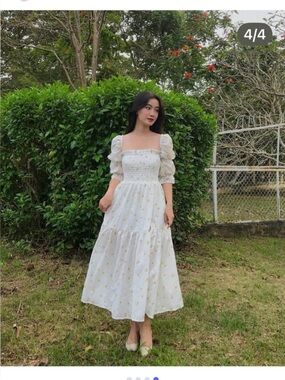 White Floral Puff-Sleeve Midi Dress